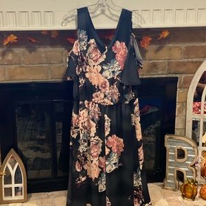 Black Jumpsuit With Flowers & Pockets!